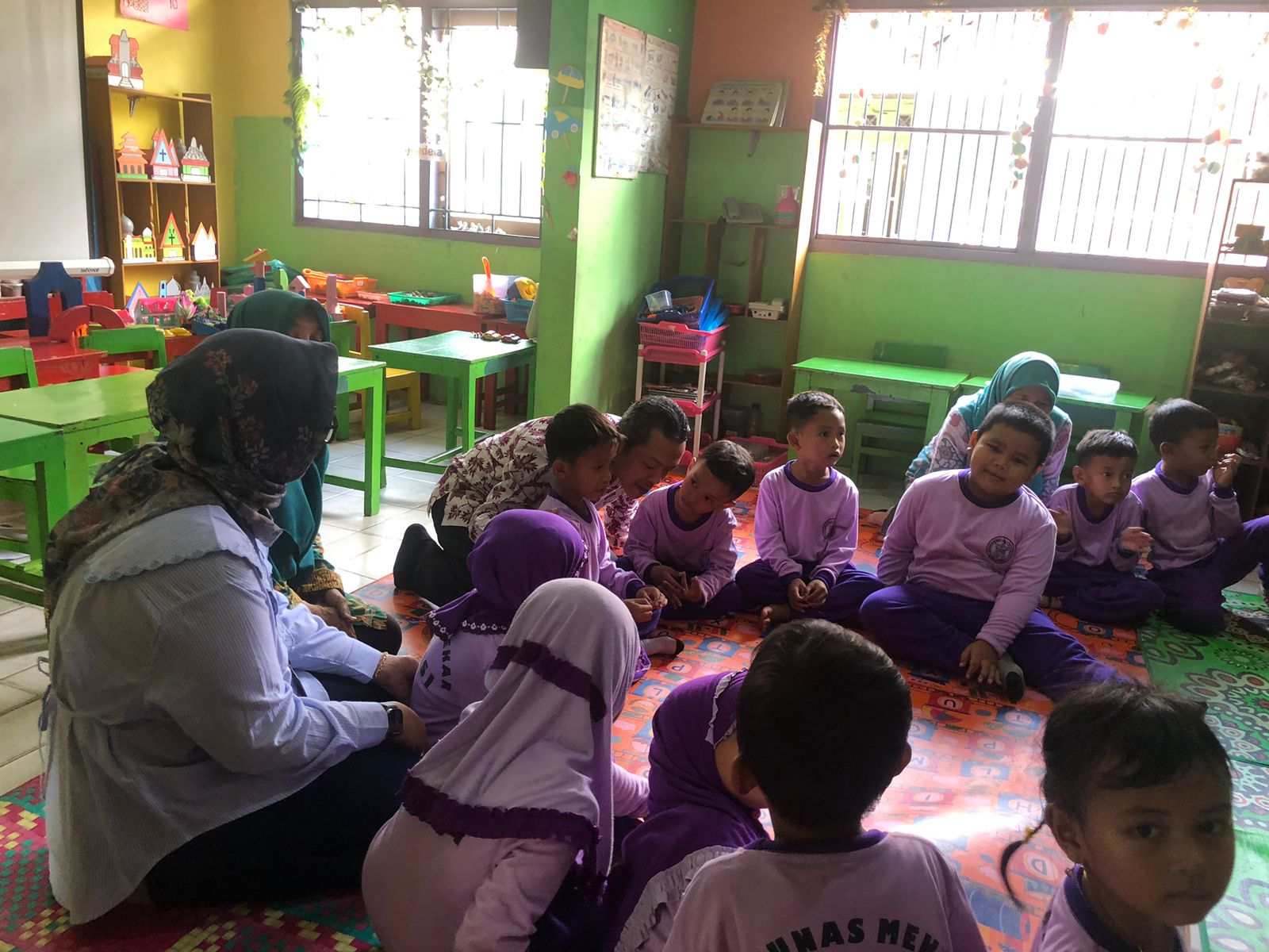 Kabar PAUD - Wamendikdasmen Tinjau Revitalisasi Satuan PAUD TK PKK Tunas Mekar Bantul, Prihatin Kondisi Sanitasi dan Toilet Buruk 