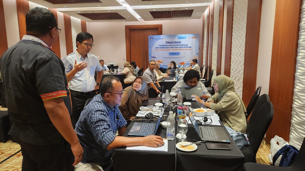 Kabar PAUD - Finalisasi Petunjuk Teknis Wajib Belajar 1 Tahun Prasekolah: Wujud Komitmen Mewujudkan PAUD Berkualitas