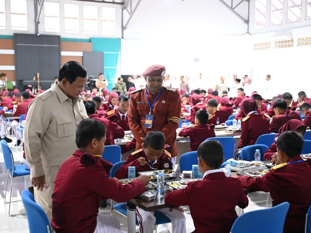 Kabar PAUD - Presiden Prabowo Resmikan 166 Sekolah Rakyat: Komitmen Pemerataan dan Pengentasan Kemiskinan Ekstrem