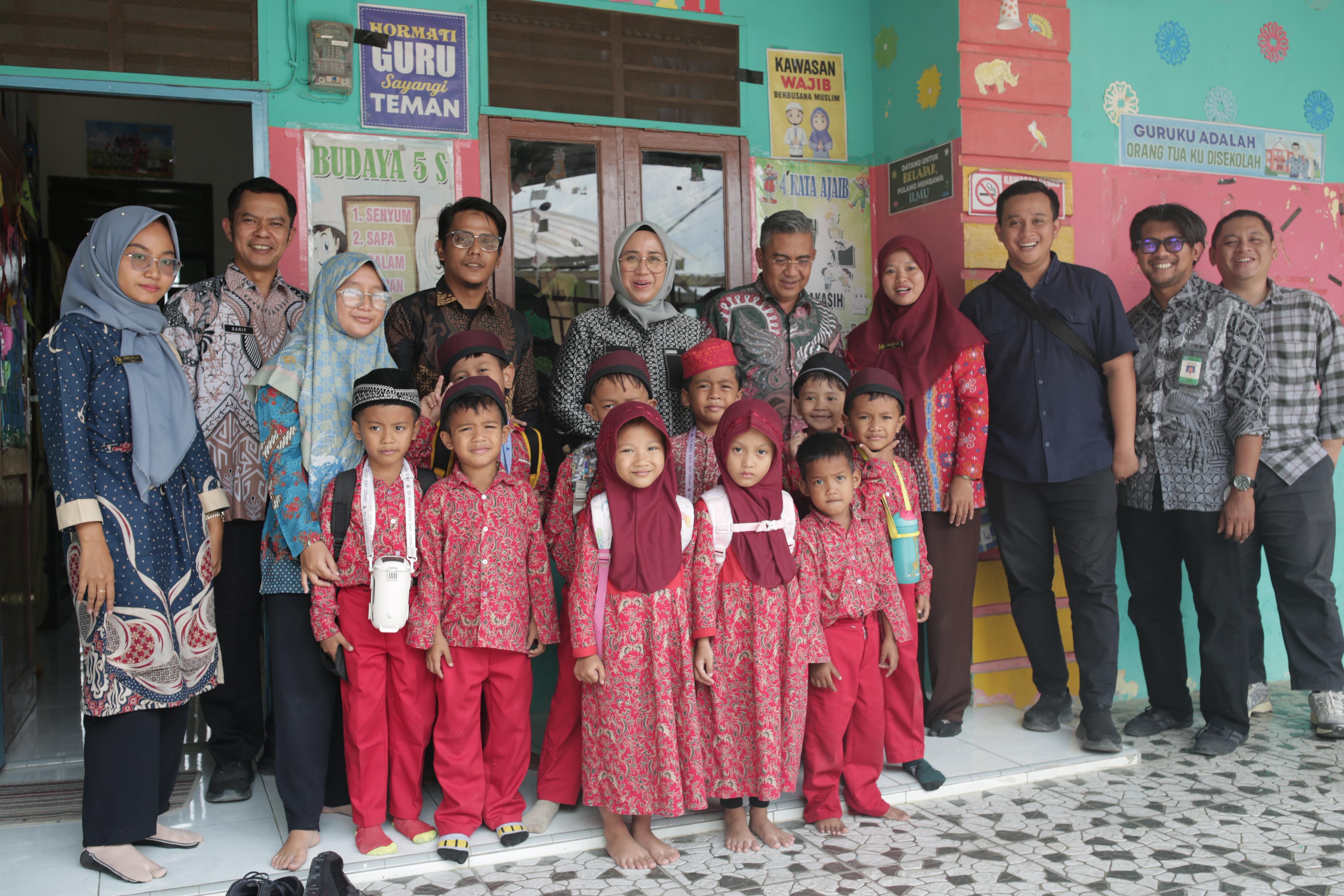 Kabar PAUD - Direktorat PAUD Terjunkan Tim Pendampingan Psikososial ke Kabupaten Langkat, Menghapus Trauma Banjir Mengembalikan Senyum Anak Usia Dini