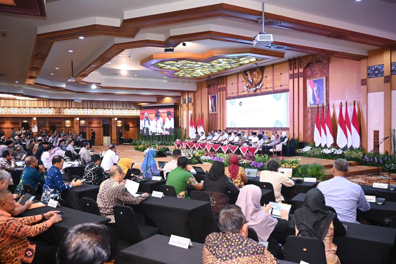 Kabar PAUD - Mendikdasmen Pastikan Program Makan Bergizi Gratis Tidak Mengurangi Anggaran Kementerian Pendidikan Dasar dan Menengah