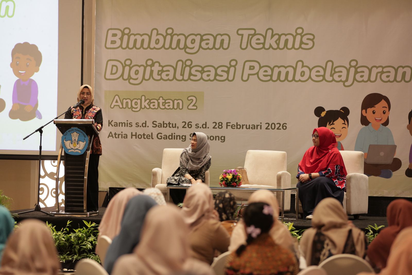 Kabar PAUD - Dr Nia Nurhasanah M.Pd: “Peserta Bimtek Digitalisasi Pembelajaran Jangan Pelit Ilmu dan Harus Menjadi Pioner Agen Perubahan Satuan PAUD di Daerahnya”