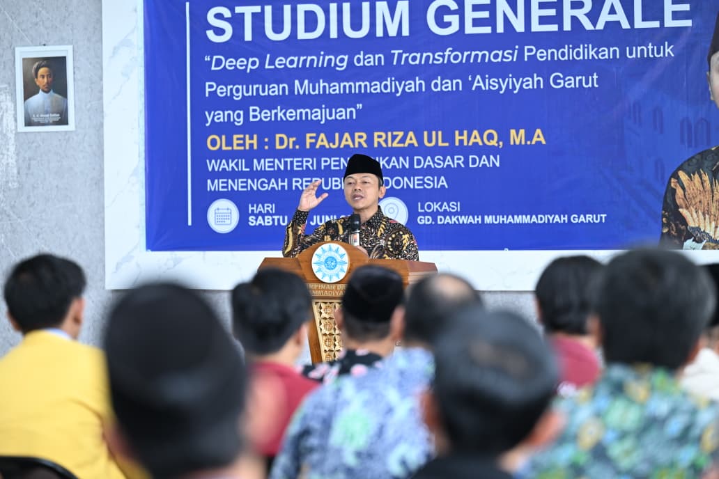 Kabar PAUD - Wamen Fajar Riza Ul Haq  Dorong Guru dan Kepala Sekolah Miliki Visi "Arsitek Pembelajaran", Deep Learning Bukan Kurikulum 