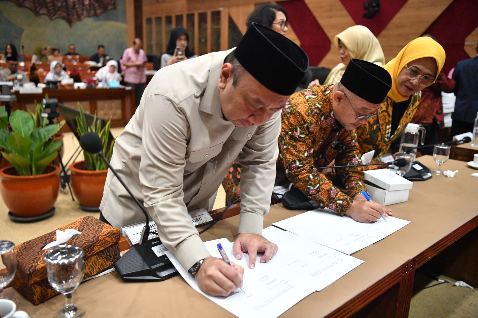 Kabar PAUD - DPR Setujui Tambahan Anggaran Kemendikdasmen Rp 79 Triliun untuk Tingkatkan Kualitas Guru dan Perbaikan Mutu Satuan Pendidikan 