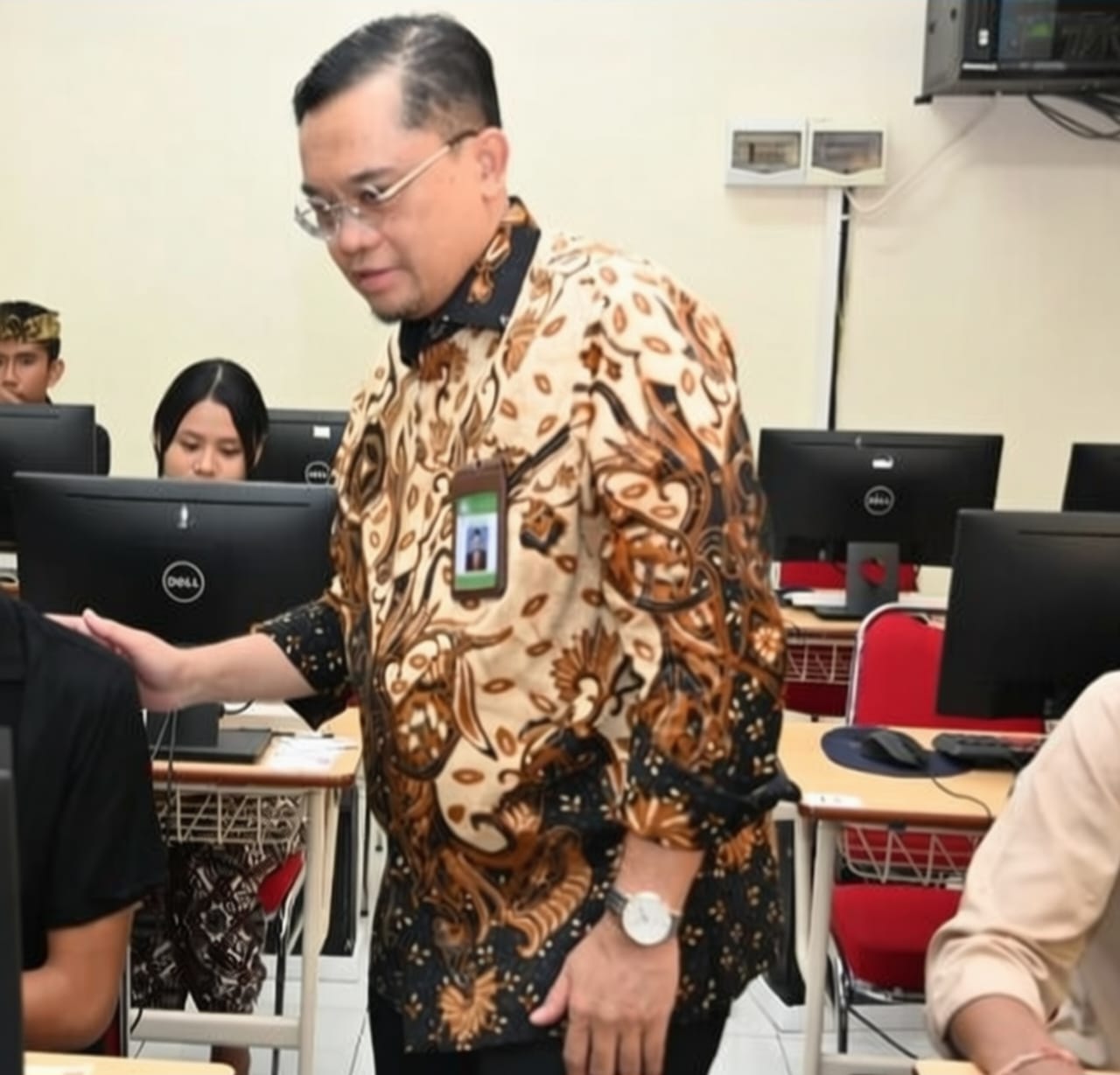 Kabar PAUD - Kemendikdasmen Gerak Cepat Usut Dugaan Penyalahgunaan Data Peserta Didik di Dapodik, Lakukan Investigasi, Verifikasi dan Validasi Data Anak Yang Dicatut Tanpa Izin Orang Tua
