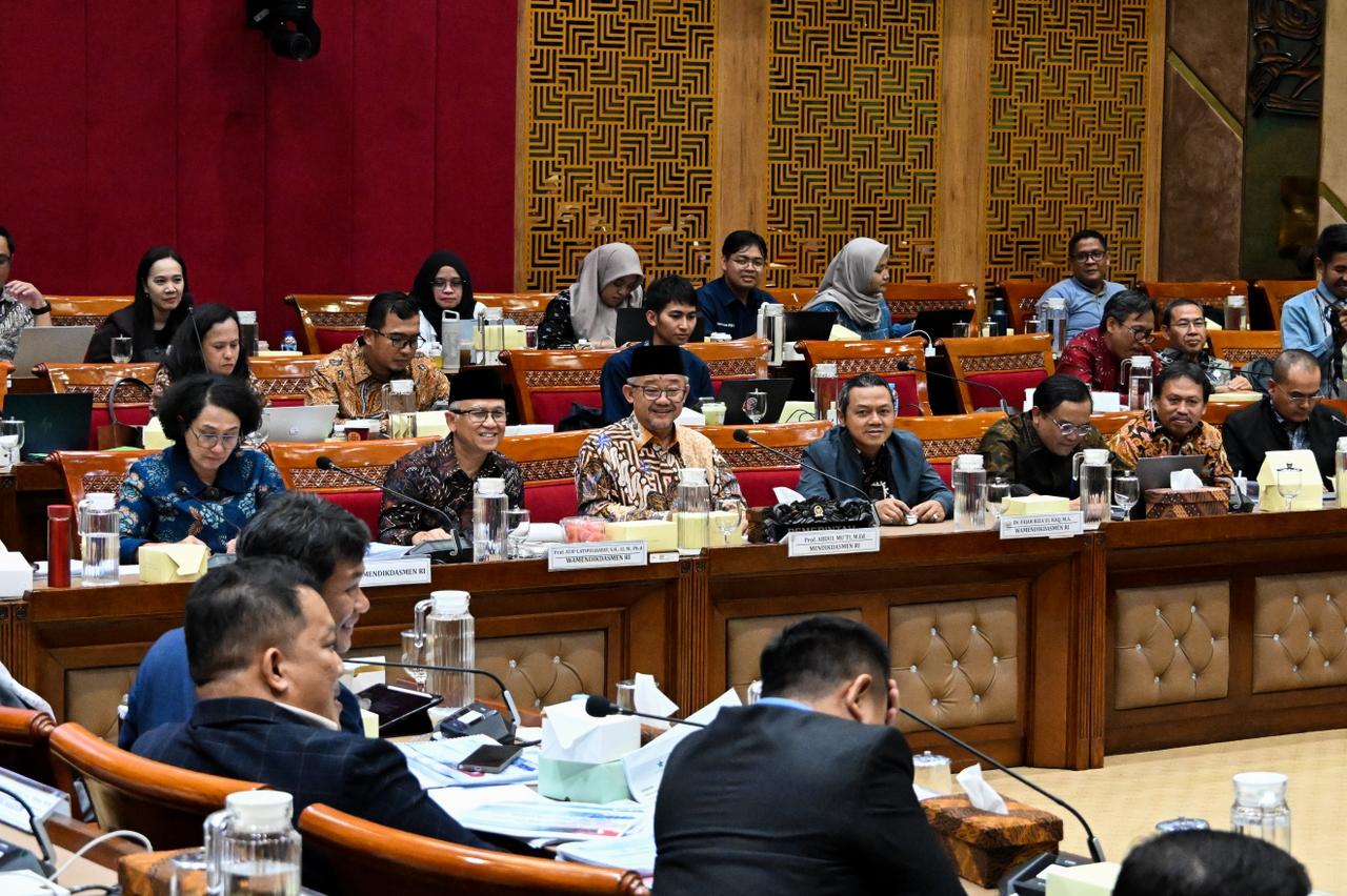 Kabar PAUD - Kemendikdasmen Usulkan Anggaran Tambahan Tahun 2027 Sebesar Rp157,76 Triliun, Alokasi Terbesar Wajib Belajar 13 Tahun Rp 115,25 Triliun 