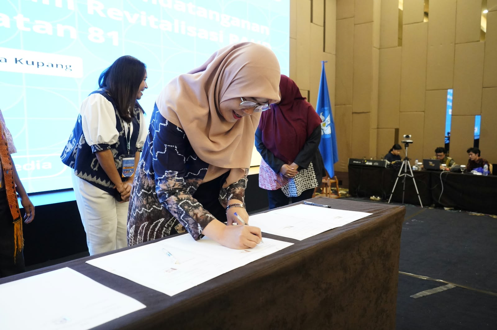 Dr Syahda Sukma Indira M.A : “Revitalisasi PAUD Terdampak Bencana di Flores Nol Pemotongan, Pemerintah Targetkan Pemulihan Fisik PAUD Selesai 31 Desember” 