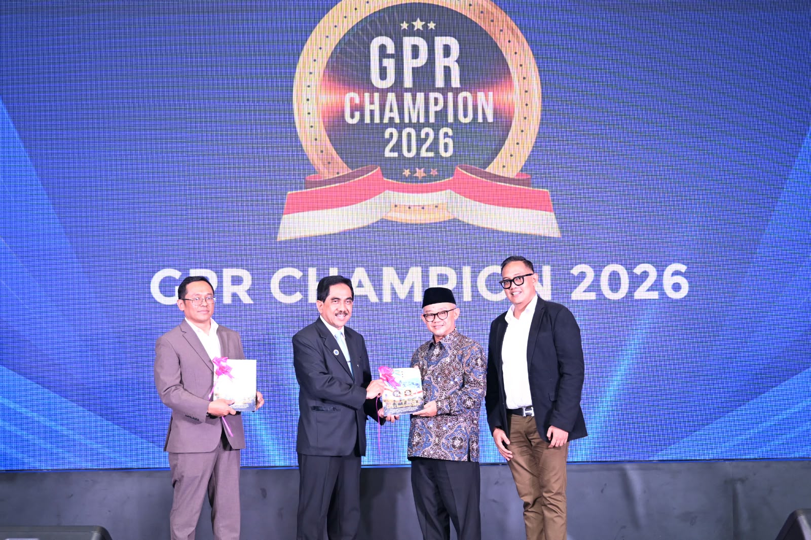 Mendikdasmen Terima Penghargaan TOP GPR Award 2026 atas Penguatan Komunikasi Publik